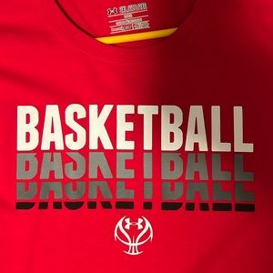 Under armor tee shirt